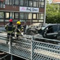 Zapalio se "mercedes" na Banovom brdu! Požar izbio na gornjem nivou garaže, vatrogasci sprečili katastrofu! (foto)