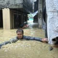 Tajfun pogodio Filipine, Kina i Tajvan u pripravnosti: Izlile se reke, hiljade ljudi bez struje, ima žrtava (foto)