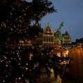 Novogodišnja jelka ubila ženu: Bizarna smrt na božićnom vašaru u Belgiji