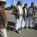 „Rat je način života za Hute, bombardovanje njihovih položaja neće imati efekta“: Ekspertkinja za Jemen za CNN