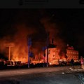 Žestok napad dronovima na Harkov: Odjekivale eksplozije širom grada, na ulicama požari, a poznato je i koliko ima mrtvih…
