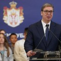 "Jedinstvo najveća snaga našeg naroda" Vučićeva poruka na Dan srpskog jedinstva, slobode i nacionalne zastave