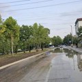 Ulice pretvorene u jezera, rizla pokrila kolovoz. Ko je odgovoran za haos na borskim ulicama?