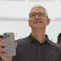 Samsung pokazao da iPhone više ne živi od hype-a, a to potvrđuje i Apple-ov najstariji partner