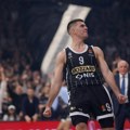 Kapiten košarkaša Partizana Vanja Marinković ostaje u klubu do juna 2028. godine