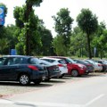 Vreo asfalt preti i vozačima i vozilima - stručnjaci iz Novog Sada upozoravaju na kobne greške tokom leta