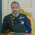 Norveška dobila novog kralja: Hteo je da bude surfer, a na presto dolazi usred najvećih porodičnih skandala