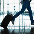 Из компаније Рианаир објаснили зашто не би требало да купујете црне, сиве и тегет кофере