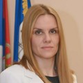 Predsednica opštine Palilula izgurala novinara iz sale nakon pitanja da li se u njenom kabinetu nalaze slike Aleksandra Vučića…