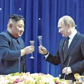 Kim stiže oklopnim vozom u Rusiju! Severnokorejski vođa će sa Putinom razgovarati o isporuci oružja Moskvi (foto, video)