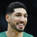 Enes Kanter Fridom: Tramp bi zakucao preko Bajdena!