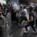 Jedna osoba poginula u demonstracijama u Venecueli, posle proglašenja izborne pobede Madura