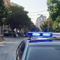 Dve bombe ubačene kroz razbijena vrata lokala u Ulici Daničićevoj u Kragujevcu