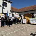 Skup podrške prosvetnim radnicima u Kniću (VIDEO)