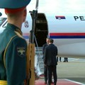 Predsednik Srbije dočekan u Moskvi uz počasnu gardu (video)