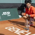 Nole posle stote titule: 1dem00