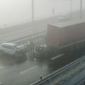 Bolnica u Čačku: Četvoro povređeno u lančanom sudaru na auto-putu Miloš Veliki