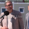 "Za tri do četiri dana obavestićemo javnost koliko će rasti plate i penzije": Vučić o novom povećanju