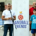 Pokrajinski sekretar Basta otvorio treći rukometni kamp "Handball Friends“ u Novom Bečeju