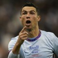 VIDEO Ronaldo podigao majicu pred dečakom i ostavio ga u šoku