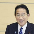Premijer Japana jeo morske plodove iz Fukušime gde se ispušta prečišćena radioaktivna voda