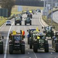 Francuski poljoprivrednici sutra blokiraju Pariz, policija najavila da ih neće pustiti u grad