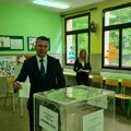 Dejan Kovačević glasao u Gornjem Milanovcu