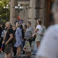 Protest ispred Vlade Srbije, blokiran saobraćaj na raskrsnici Nemanjine i Kneza Miloša