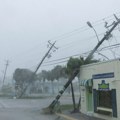 Uragan Milton stigao na Floridu, prethodila mu tornada