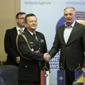 Slovenija kroz NATO program donira specijalizirana vozila za OSBiH