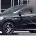 Pa je l’ ovo realno? Pogledajte kako je vozač "mečke" natovario auto, region u neverici! (video)
