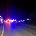 Karambol na: Auto-putu, stvaraju se zastoji Dva teška udesa na samo nekoliko kilometara: Automobili uništeni, policija na…