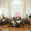 Složni, ponosni i spremni! Gašić priredio svečanu večeru povodom uspešno realizovane vojne parade (foto)