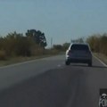VIDEO "Divljao" na putu Kikinda-Zrenjanin: Vozio 125 km/h više od dozvoljenog, a nije imao ni dozvolu