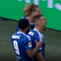 (VIDEO) Šalke golom štopera u 4. minutu rešio derbi „Cvajte“