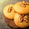 Recept za posne mladenčiće sa medom i orasima: Evo zašto je važno da za Mladence spremite baš 40 kolačića