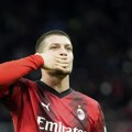 I minut mu je dovoljan: Milan slavi Luku Jovića /video/