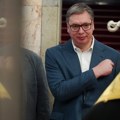 "Neka mir božiji prati svakog od nas": Vučić čestitao Božić po julijanskom kalendaru