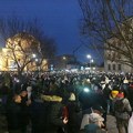 Održan veliki protest ispred Gimnazije: Učenici poručili da čvrsto stoje iza svojih profesora