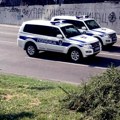 Karambol u Beogradu: Bežao od Interventne, slupao parkirana vozila, pa pregazio i policajca