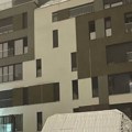 (Foto, video) Požar u zgradi na Zlatiboru, evakuisani stanari!