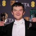 „Not tonight, Leo“: Ko je momak koji je Dikapriju „ukrao“ BAFTA nagradu?