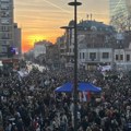 Држава, то смо ми: У Нишу одржан нови протест (ФОТО+ВИДЕО)