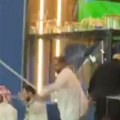 Ronaldo i Sergej gledali nezapamćeni haos! Brutalna tuča u VIP loži, "sevale" palice na sve strane