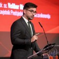 Milanovićev savjetnik: Ako to pomogne, pojest ću diplomu