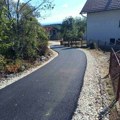 Asfalt stigao u Kostiće: Nastavljaju se radovi na asfaltiranju puteva u MZ Bioska