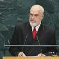 Edi Rama: Protesti nisu izazov za vladu, već za članstvo Albanije u EU