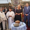 Vučić u Sentandreji odlikovan Ordenom Eparhije budimske: Pomagali smo Crkvu onoliko koliko smo mogli