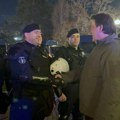 Gašić obišao pripadnike policije koji novogodišnju noć provode radno