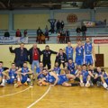 Trofej u rukama košarkaša Dunava! Tim iz Starih Banovaca napravio veliki uspeh!